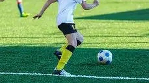 “冯旭指出：高品质赛事推动青少年球技提升”